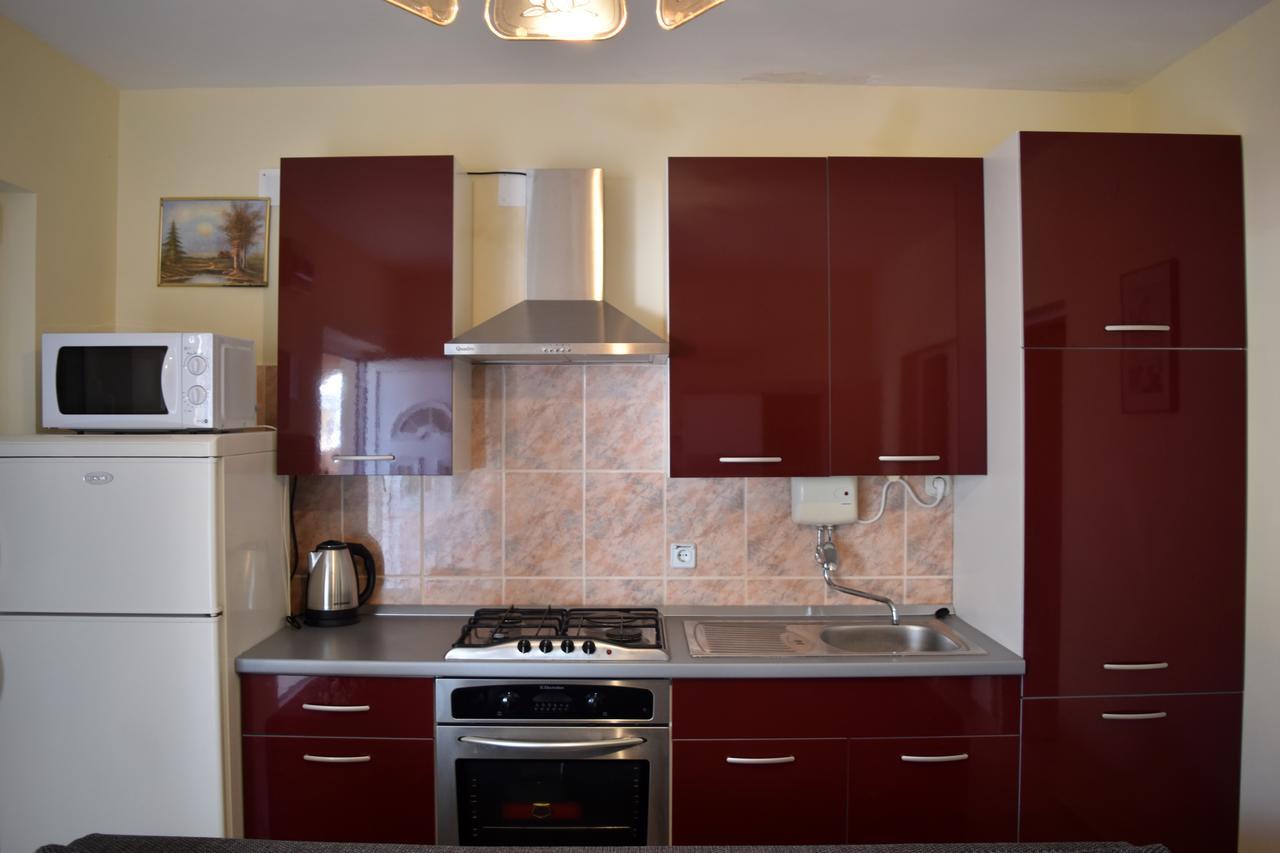 Apartments Oresic Вир Екстер'єр фото