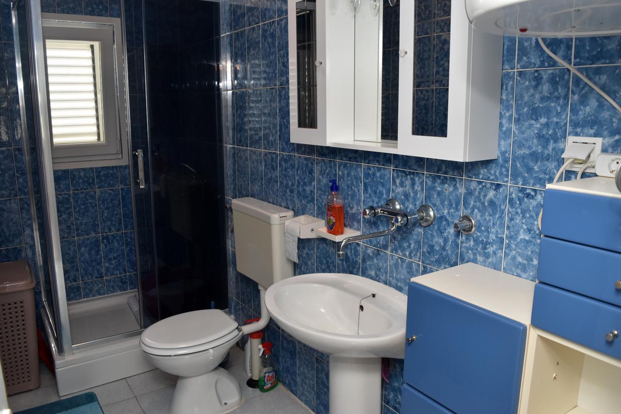 Apartments Oresic Вир Екстер'єр фото